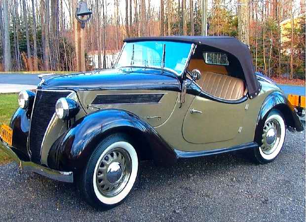 Восстановленный Ford Eifel Roadster 1937 года