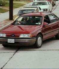 Марка Форд, модель Ford Taurus, 1990 года выпуска
