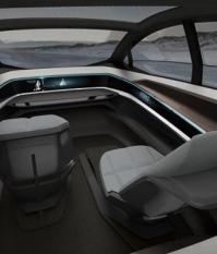 Автомобиль без руля и педалей