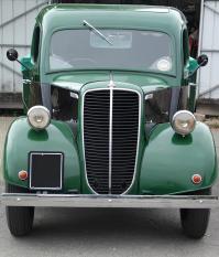 Востановленный Ford E83W 1957 года