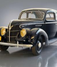 Ford Model 92A Standard Sedan