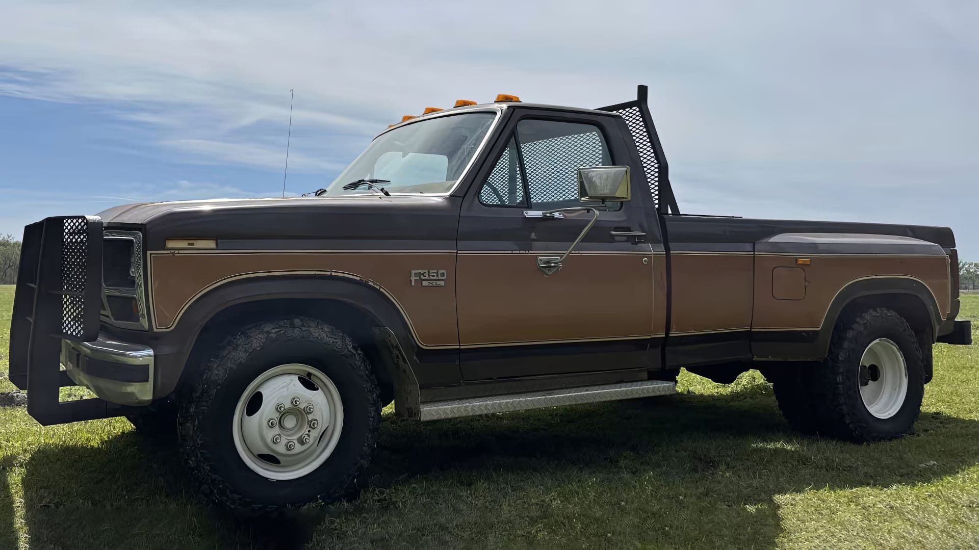 FORD F-350 1982 года