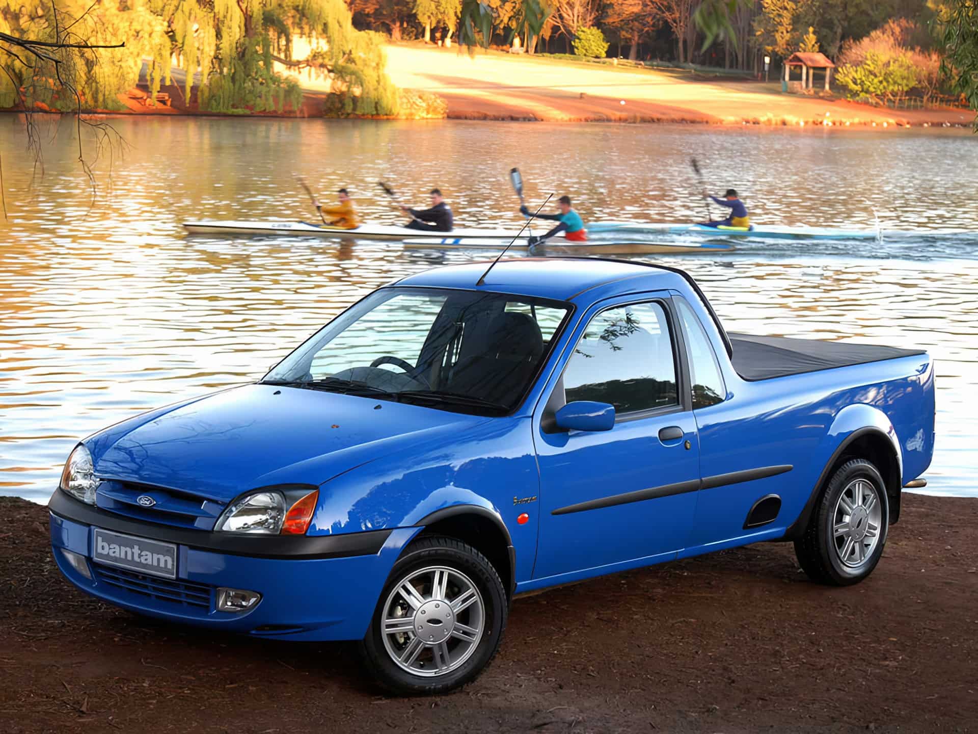 Ford Bantam 2002 года