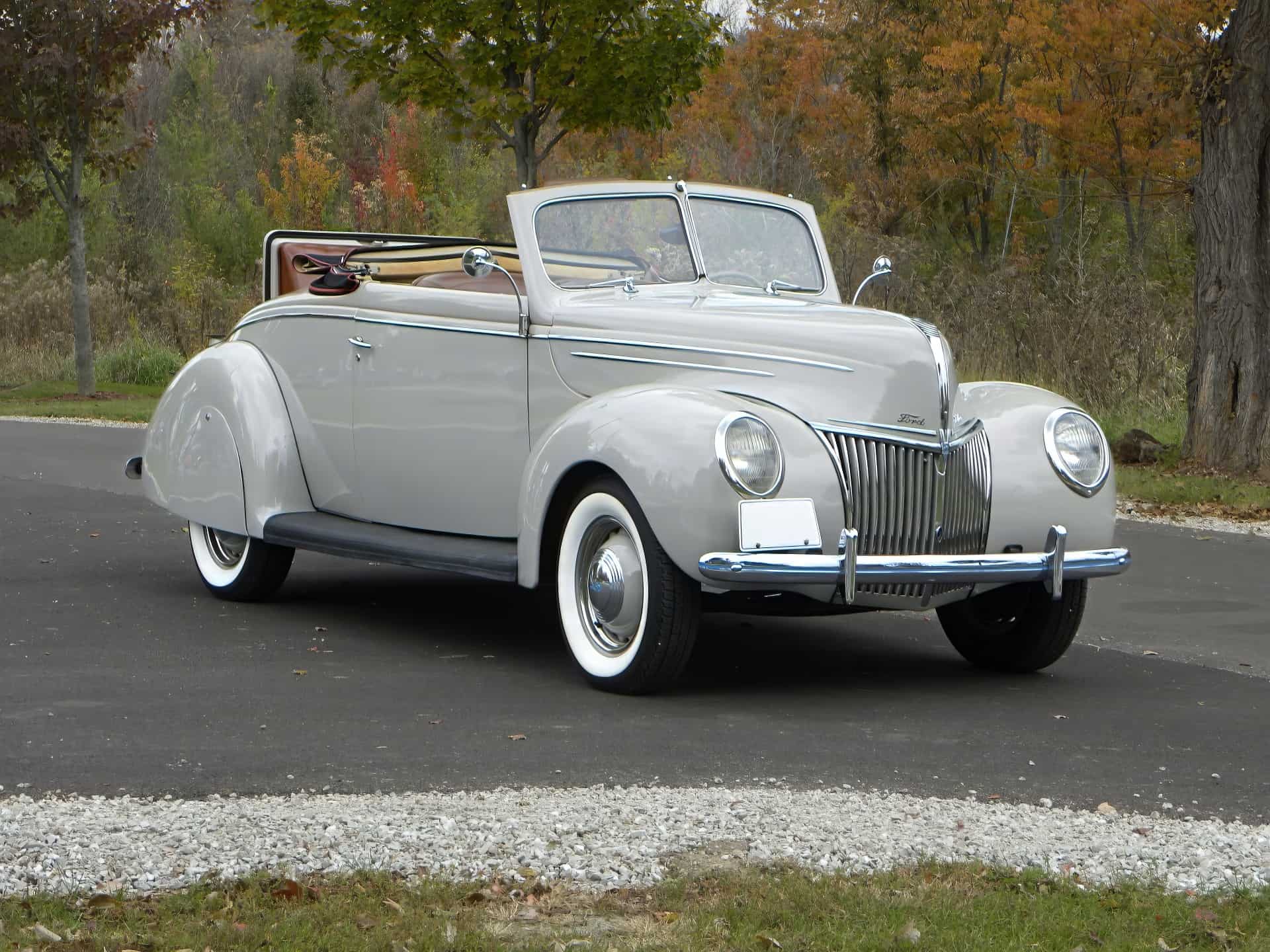 Ford 91A Deluxe Convertible