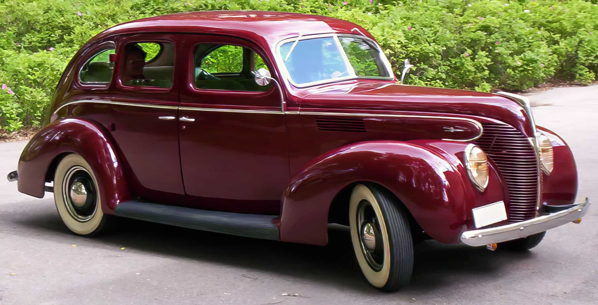 Ford Model 922A Standard Sedan