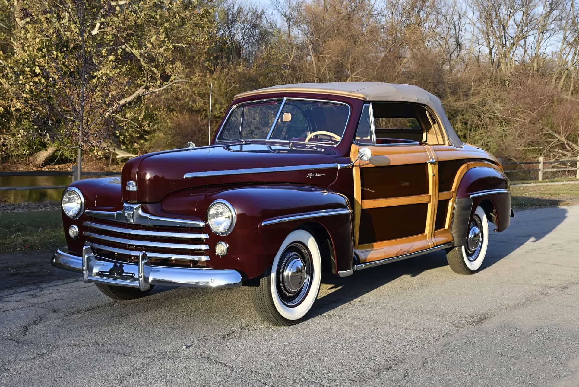 Ford Super Deluxe Sportsman 1947 года