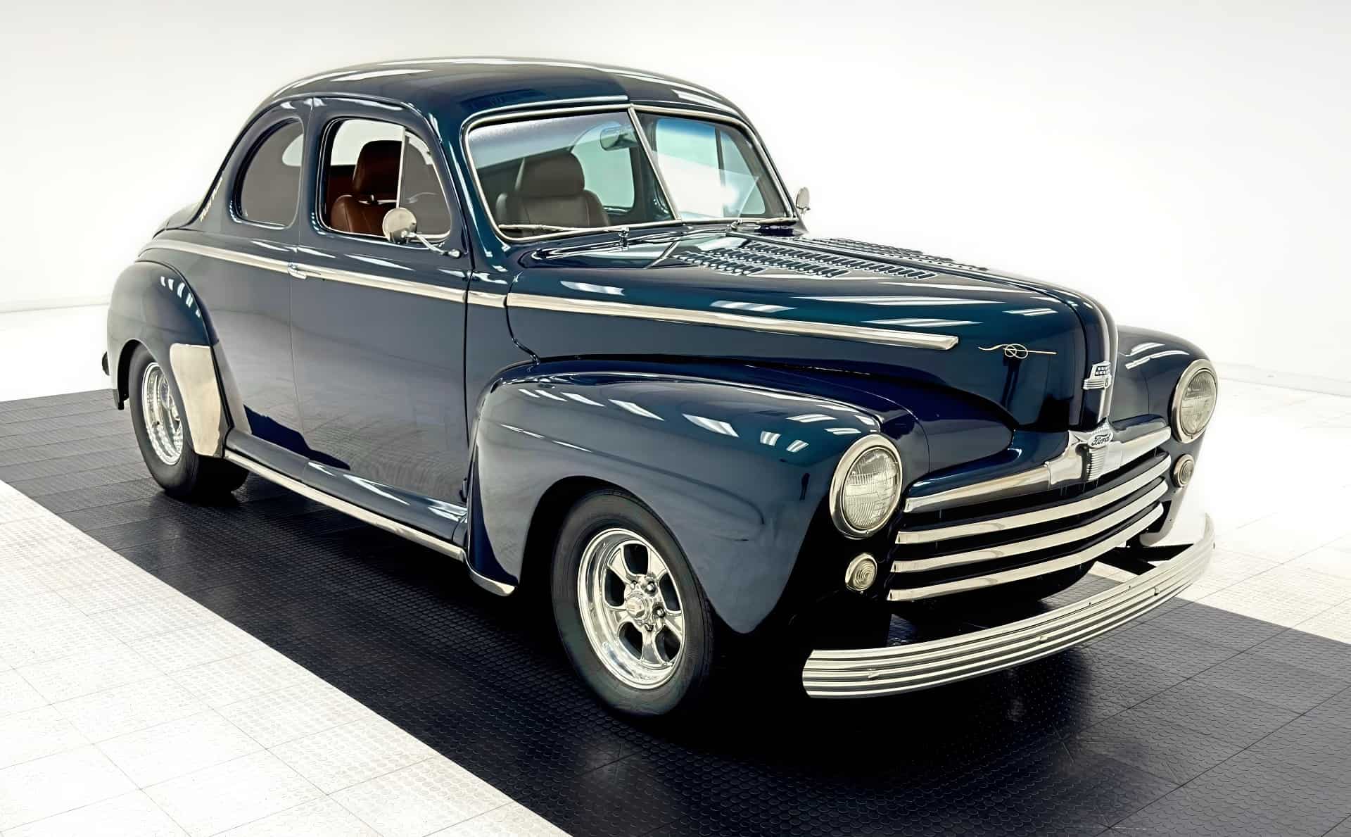 Ford Deluxe Business Coupe 1948 года