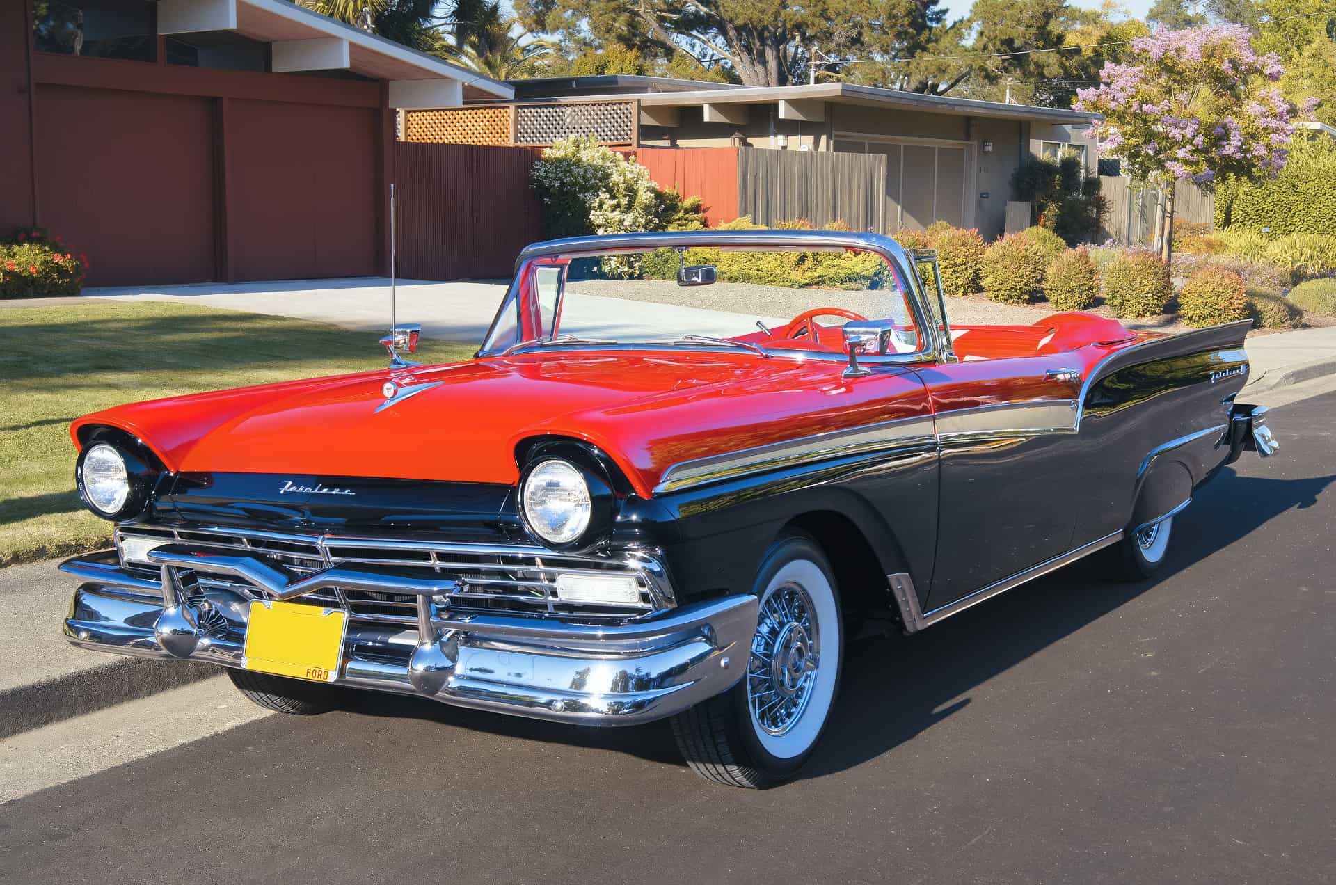 Ford Fairlane 500 Sunliner 1957 год
