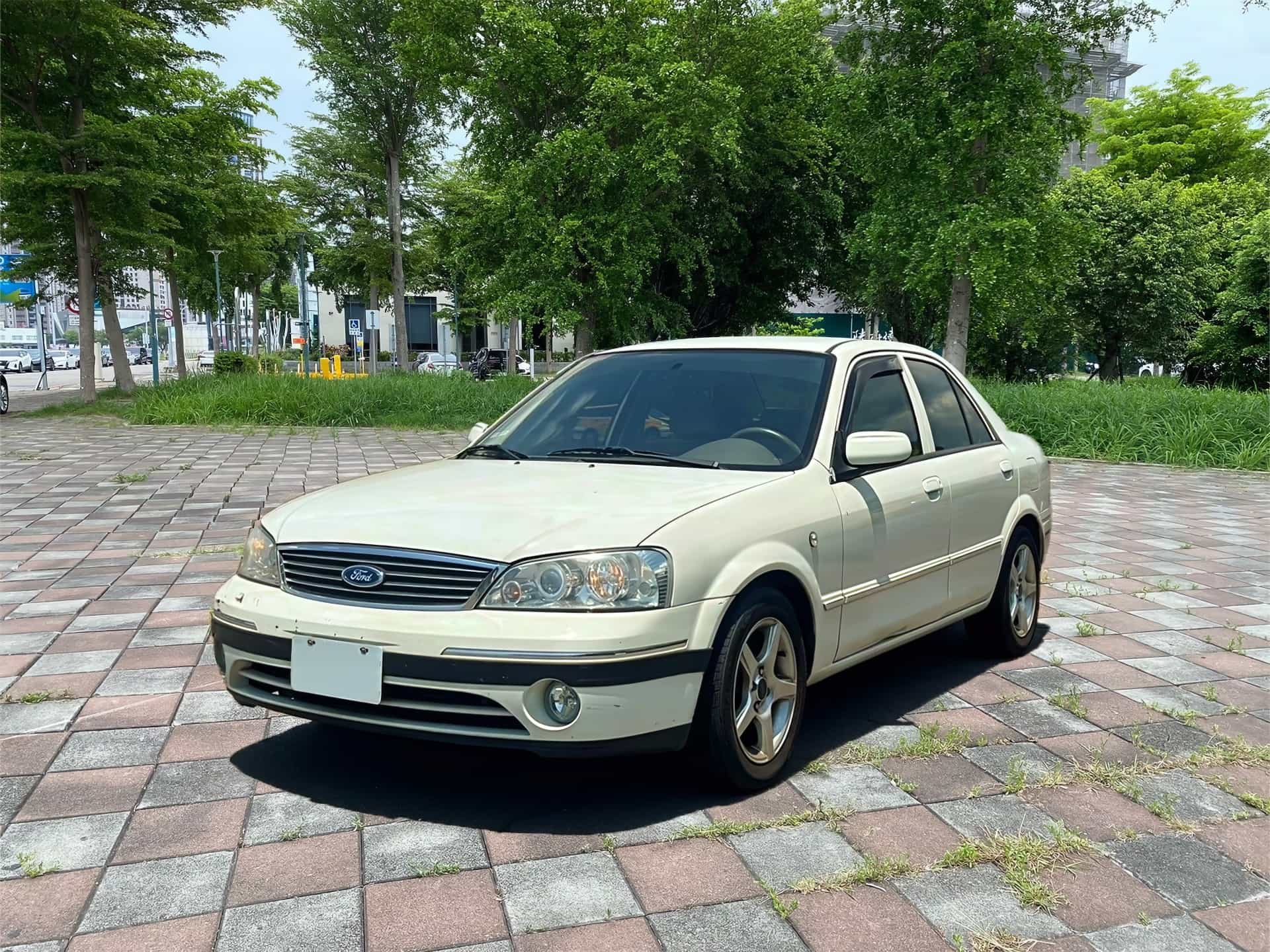 Ford Tierra 2006 год